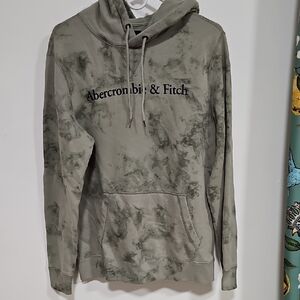 Abercrombie & Fitch Soft Fleece in Olive